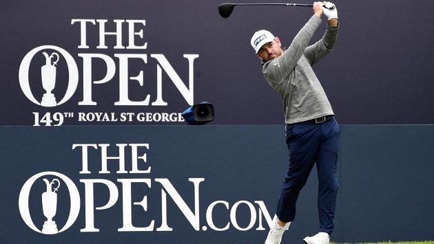Jihoafrický golfista Louis Oosthuizen v akci na The Open. Jihoafrický golfista Louis Oosthuizen v akci na The Open.