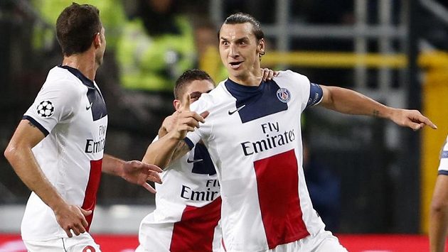 Zlatan Ibrahimovic a Thiago Motta (vlevo) slaví první ze čtyř gólů švédského útočníka na hřišti Anderlechtu Brusel. Zlatan Ibrahimovic a Thiago Motta (vlevo) slaví první ze čtyř gólů švédského útočníka na hřišti Anderlechtu Brusel.
