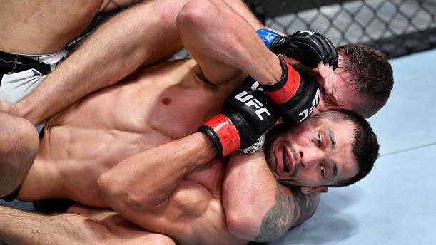 Machmud Muradov prohrál na turnaji UFC on ESPN 30 s Geraldem Meerschaertem. Machmud Muradov prohrál na turnaji UFC on ESPN 30 s Geraldem Meerschaertem.