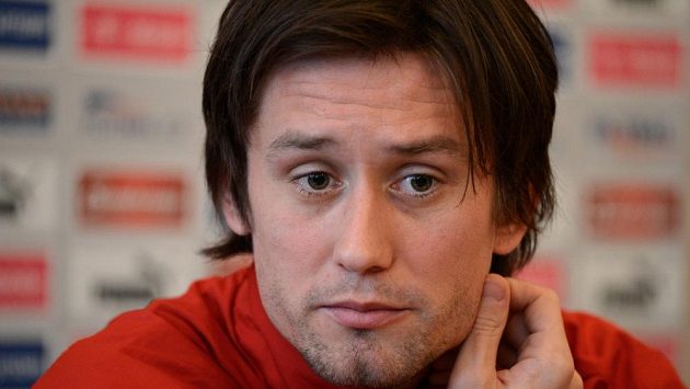Tomáš Rosický během srazu české fotbalové reprezentace před přátelským utkáním v Turecku. Tomáš Rosický během srazu české fotbalové reprezentace před přátelským utkáním v Turecku.