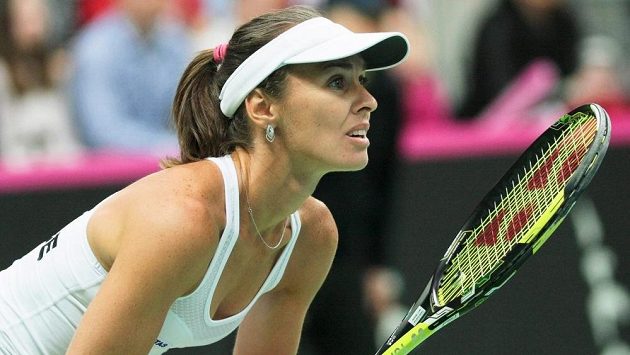 Švýcarská tenistka Martina Hingisová během fedcupové baráže s Polskem. Švýcarská tenistka Martina Hingisová během fedcupové baráže s Polskem.