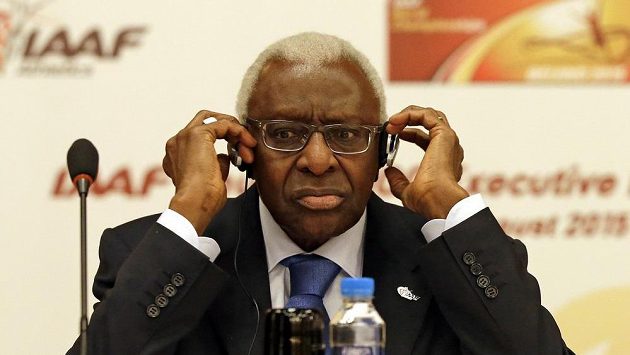 Někdejší prezident IAAF Lamine Diack kvůli dopingové aféře rezignoval na čestné členství v MOV. Někdejší prezident IAAF Lamine Diack kvůli dopingové aféře rezignoval na čestné členství v MOV.