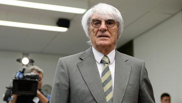 Promotér Formule 1 Bernie Ecclestone. Promotér Formule 1 Bernie Ecclestone.