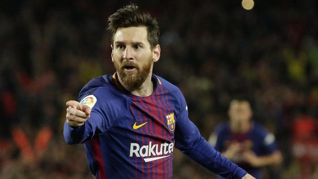 Lionel Messi z Barcelony se raduje z gólu proti Realu. Lionel Messi z Barcelony se raduje z gólu proti Realu.