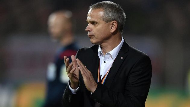 Trenér Sparty Vítězslav Lavička mohl být po zápase se Slovanem spokojený. Trenér Sparty Vítězslav Lavička mohl být po zápase se Slovanem spokojený.
