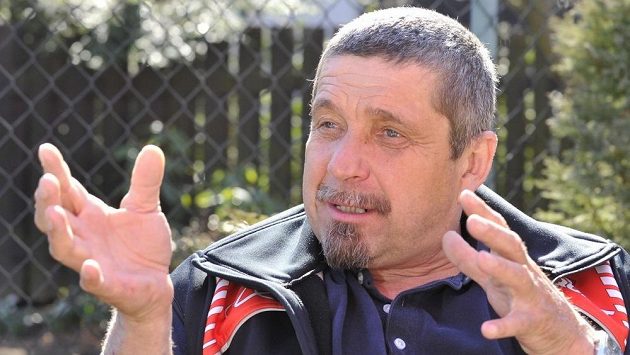 Otec lyžařky Šárky Strachové Petr Záhrobský Otec lyžařky Šárky Strachové Petr Záhrobský