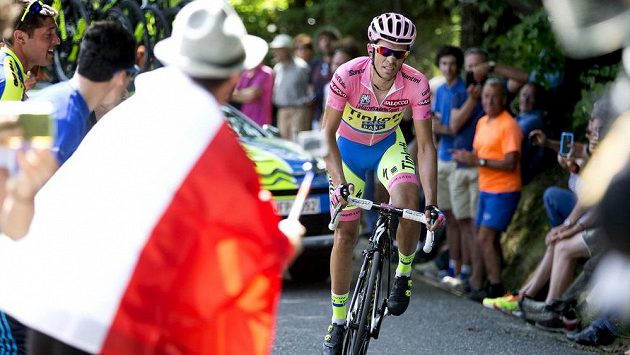 Kolo Arberta Contadora žádné skryté motory neobsahuje, zjistila UCI. Kolo Arberta Contadora žádné skryté motory neobsahuje, zjistila UCI.