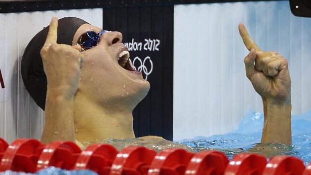 V novém světovém rekordu 2:07,28 min získal olympijské zlato na 200 m prsa maďarský mistr světa Daniel Gyurta V novém světovém rekordu 2:07,28 min získal olympijské zlato na 200 m prsa maďarský mistr světa Daniel Gyurta