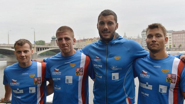 Bronzový čtyřkajak z OH v Londýně (zleva) Daniel Havel, Lukáš Trefil, Josef Dostál a Jan Štěrba Bronzový čtyřkajak z OH v Londýně (zleva) Daniel Havel, Lukáš Trefil, Josef Dostál a Jan Štěrba