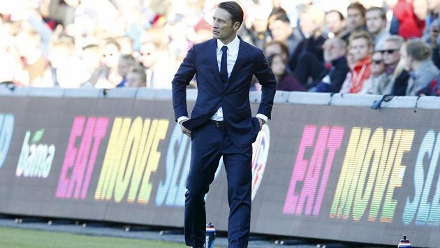 Trenér Niko Kovač skončil na lavičce chorvatské reprezentace. Trenér Niko Kovač skončil na lavičce chorvatské reprezentace.