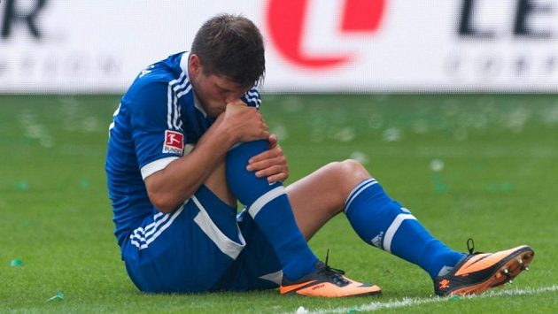 Zraněný kanonýr Klaas-Jan Huntelaar z Schalke 04. Zraněný kanonýr Klaas-Jan Huntelaar z Schalke 04.