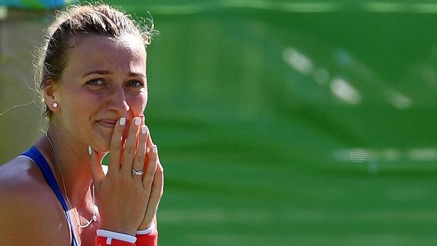 Petra Kvitová se po zápase o bronz skoro rozplakala. Bronzovou medaili z OH jí už nikdo nevezme. Petra Kvitová se po zápase o bronz skoro rozplakala. Bronzovou medaili z OH jí už nikdo nevezme.