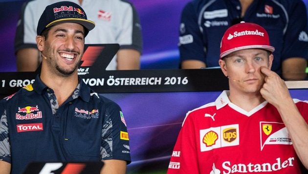 Daniel Ricciardo (vlevo) a Kimi Räikkönen. Daniel Ricciardo (vlevo) a Kimi Räikkönen.