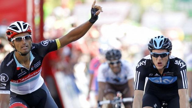 Cyklista stáje Radioshack-Nissan Daniele Bennati se raduje z etapového triumfu na Vueltě. Cyklista stáje Radioshack-Nissan Daniele Bennati se raduje z etapového triumfu na Vueltě.