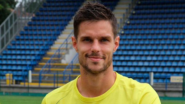 Zlínský fotbalista Lukáš Vraštil vstřelil jednu z branek do sítě Teplic. Zlínský fotbalista Lukáš Vraštil vstřelil jednu z branek do sítě Teplic.