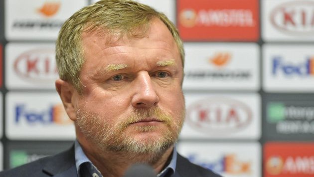Trenér Pavel Vrba na tiskové konferenci Trenér Pavel Vrba na tiskové konferenci