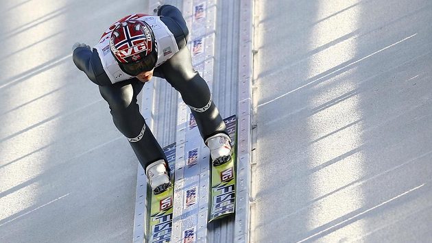 Norský skokan Anders Bardal sna můstku v Oberstdorfu. Norský skokan Anders Bardal sna můstku v Oberstdorfu.
