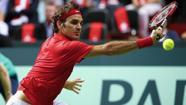 Švýcarský tenista Roger Federer v semifinále Davis Cupu přehrál ve třech setech Itala Simona Bolelliho. Švýcarský tenista Roger Federer v semifinále Davis Cupu přehrál ve třech setech Itala Simona Bolelliho.
