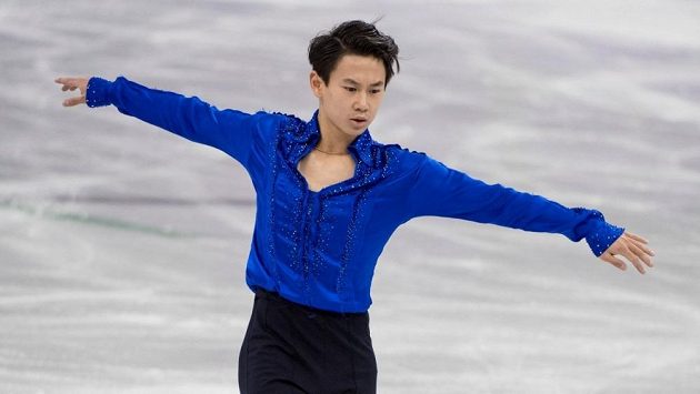 Kazašský krasobruslař Denis Ten přišel v 25 letech o život Kazašský krasobruslař Denis Ten přišel v 25 letech o život