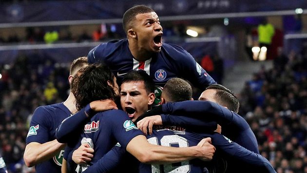 Fotbalisté PSG se stali mistry Francie. Fotbalisté PSG se stali mistry Francie.