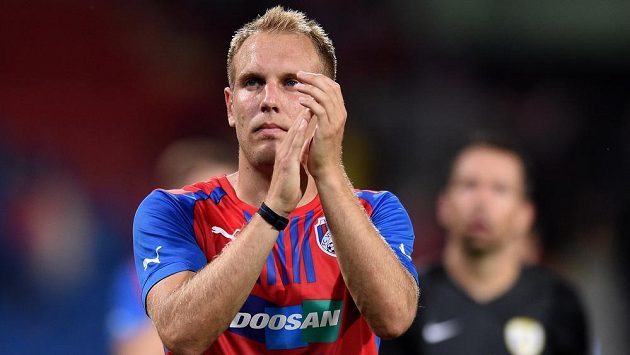 Smutný plzeňský záložník Daniel Kolář. Smutný plzeňský záložník Daniel Kolář.