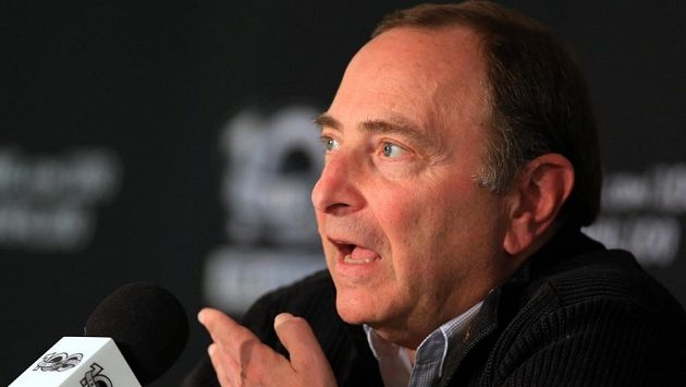 Komisionář NHL Gary Bettman. Komisionář NHL Gary Bettman.