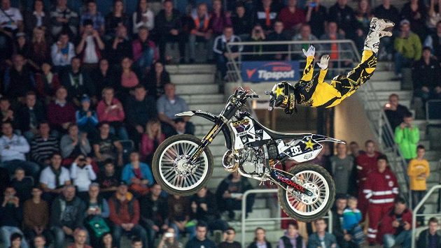 Libor Podmol během závodu mistrovství světa ve freestyle motokrosu v Liberci. Libor Podmol během závodu mistrovství světa ve freestyle motokrosu v Liberci.