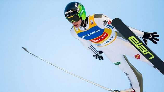 Slovinec Peter Prevc při sobotním závodě v letech ve Vikersundu. Slovinec Peter Prevc při sobotním závodě v letech ve Vikersundu.