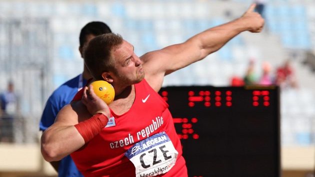 Koulař Tomáš Staněk zvítězil na mistrovství Evropy družstev. Koulař Tomáš Staněk zvítězil na mistrovství Evropy družstev.
