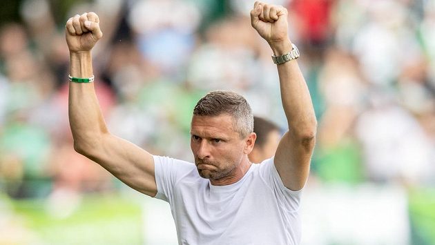 Trenér Bohemians Martin Hašek. Trenér Bohemians Martin Hašek.