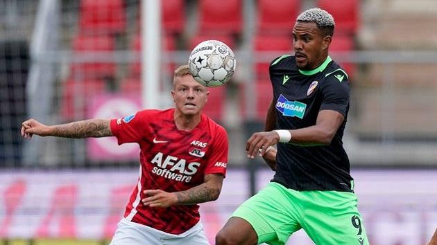 Plzeňský Jean-David Beauguel během utkání v Alkmaaru. Plzeňský Jean-David Beauguel během utkání v Alkmaaru.