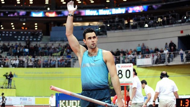 Tyčkař Jan Kudlička během mezinárodního halového mítinku Prague Indoor. Tyčkař Jan Kudlička během mezinárodního halového mítinku Prague Indoor.