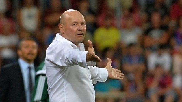 Trenér Plzně Miroslav Koubek Trenér Plzně Miroslav Koubek