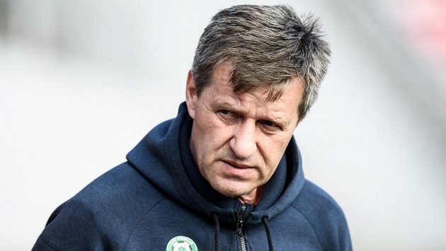 Trenér Příbrami Josef Csaplár. Trenér Příbrami Josef Csaplár.
