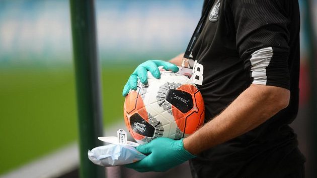 Fotbalová liga v Kazachstánu musela být dva dny po restartu sezony znovu přerušena - ilustrační foto. Fotbalová liga v Kazachstánu musela být dva dny po restartu sezony znovu přerušena - ilustrační foto.