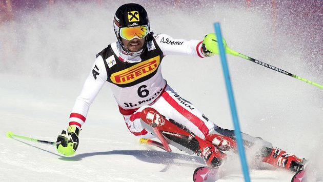 Rakušan Marcel Hirscher na trati. Rakušan Marcel Hirscher na trati.