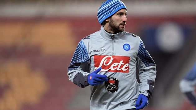 Útočník Gonzalo Higuaín v národním týmu Argentiny skončil Útočník Gonzalo Higuaín v národním týmu Argentiny skončil