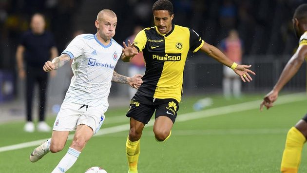 Fotbalisté Young Boys Bern, kteří ve druhém předkole Ligy mistrů přešli přes Slovan Bratislava, zachránili v prvním zápase 3. předkola LM v nastaveném čase remízu 1:1 na hřišti Kluže a udělali důležitý krok k postupu do další fáze, kde mohou narazit na Slavii. Fotbalisté Young Boys Bern, kteří ve druhém předkole Ligy mistrů přešli přes Slovan Bratislava, zachránili v prvním zápase 3. předkola LM v nastaveném čase remízu 1:1 na hřišti Kluže a udělali důležitý krok k postupu do další fáze, kde mohou narazit na Slavii.