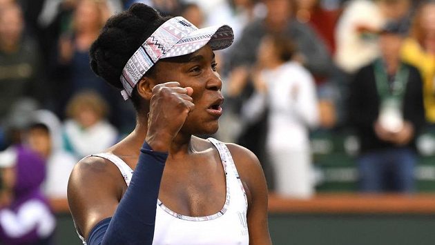 Americká tenistka Venus Williamsová postupuje dál na turnaji v Indian Wells. Americká tenistka Venus Williamsová postupuje dál na turnaji v Indian Wells.