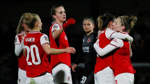 Radost hráček Arsenalu. Radost hráček Arsenalu.