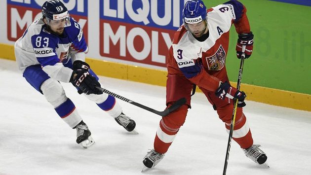 Slovenský reprezentant Martin Bakoš (vlevo) je jednou z posil Brna, na snímku z MS s Radko Gudasem z Česka. Slovenský reprezentant Martin Bakoš (vlevo) je jednou z posil Brna, na snímku z MS s Radko Gudasem z Česka.