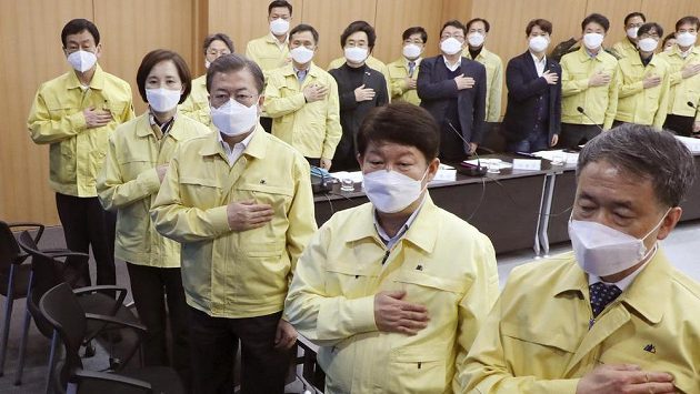Kvůli epidemii koronaviru pořadatelé odložili školení dobrovolníků pro letní olympijské a paralympijské hry v Tokiu. Kvůli epidemii koronaviru pořadatelé odložili školení dobrovolníků pro letní olympijské a paralympijské hry v Tokiu.