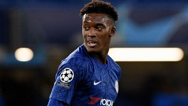 Hvězdný fotbalista Chelsea Callum Hudson-Odoi skončil v policejní vazbě. Hvězdný fotbalista Chelsea Callum Hudson-Odoi skončil v policejní vazbě.