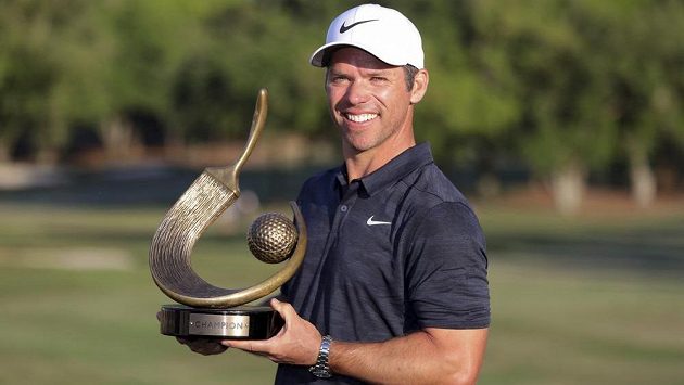 Anglický golfista Paul Casey jako první obhájil vítězství na turnaji Valspar Championship v Palm Harbor. Anglický golfista Paul Casey jako první obhájil vítězství na turnaji Valspar Championship v Palm Harbor.