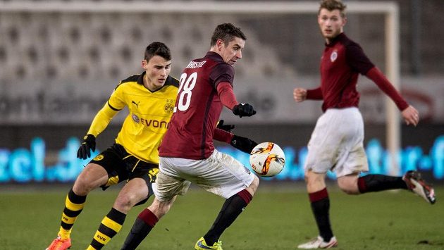 Zimní posila Sparty Ondřej Zahustel během přípravného utkání s Borussií Dortmund. Zimní posila Sparty Ondřej Zahustel během přípravného utkání s Borussií Dortmund.