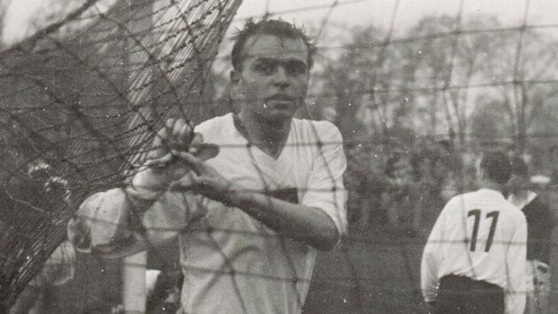 Ladislav Pokorný v dobách svojí největší slávy. Ladislav Pokorný v dobách svojí největší slávy.
