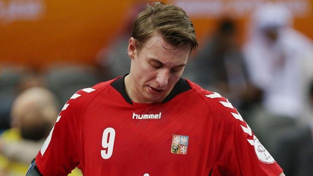 Zklamaný reprezentant Filip Jícha. Zklamaný reprezentant Filip Jícha.