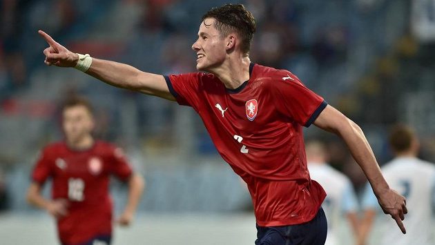 Martin Vitík z ČR se raduje z jediného gólu. Martin Vitík z ČR se raduje z jediného gólu.