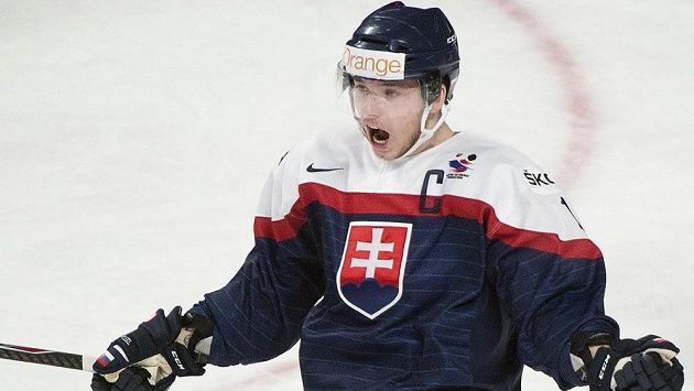 Martin Réway, hvězda slovenské dvacítky na nedávném MS v zámoří, by si v roce 2019 mohl zahrát na domácím ledě šampionát dospělých. Martin Réway, hvězda slovenské dvacítky na nedávném MS v zámoří, by si v roce 2019 mohl zahrát na domácím ledě šampionát dospělých.