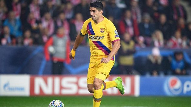Uruguayský fotbalista Luis Suárez se podle španělských médií dohodl s Barcelonou na rozvázání smlouvy. Uruguayský fotbalista Luis Suárez se podle španělských médií dohodl s Barcelonou na rozvázání smlouvy.